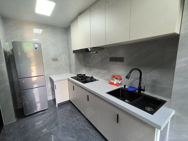 凉山西昌外滩九洲观海云岭观海云岭位西部新城，附近有川投西昌医院 无中介可月付套三出租房源真实图片