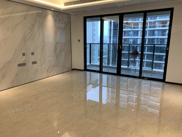 珠海香洲梅华珠光里程花园华发四季旁 珠光里程4房 南北通高层 出租