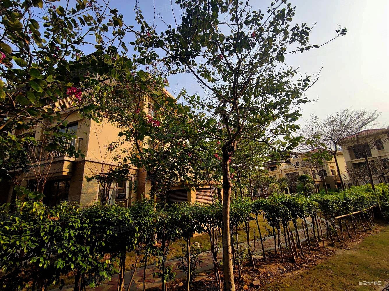 松湖 江景三房 横沥御河湾次新房 高层拎包入住,御河湾花园二手房,153