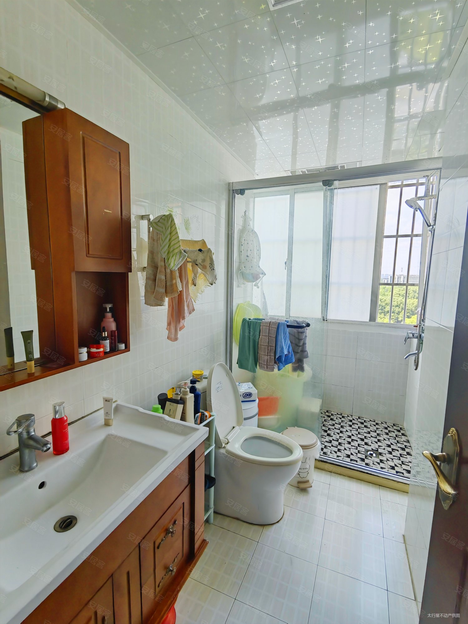 湖滨华城富贵苑 刚需小三居 精装修 正规商品房 南北通透