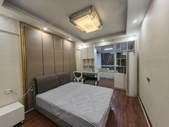 驻马店驿城大商新玛特玖隆茂旁，天中广场，爱家迪士尼，豪华装修，软包大床，拎包即住出租房源真实图片