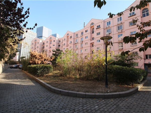 青岛崂山金家岭金岭花园(a区)金岭花园a区 精装套一 家具家电齐全