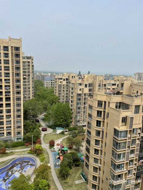 四房两卫有钥匙,华府庄园二手房,188万,4室2厅,2卫,124平米-昆山安居