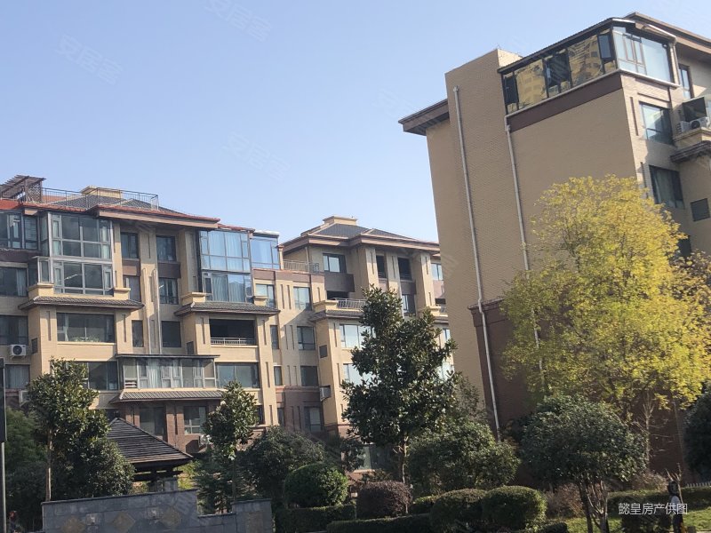 洛阳房产网>洛阳二手房>洛龙二手房>大学城二手房>东方今典博雅>800