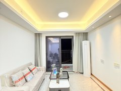 武汉蔡甸恒大绿洲SSS江景房~白天采光嘎嘎好没有遮挡物~精装三房~沌口地铁站出租房源真实图片