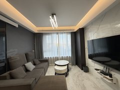 南京鼓楼金陵小区有车位！豪装！方家营五号线地铁口，精装修电梯两房，采光好出租房源真实图片