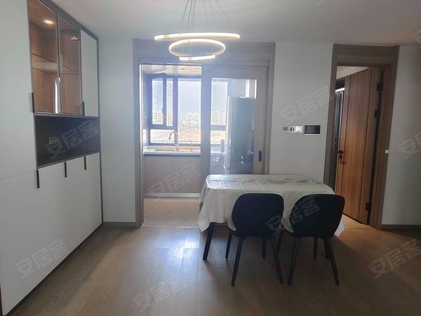 苏州太仓娄东翡丽云邸科教新城翡丽云邸精装三房 全屋定制 好楼层