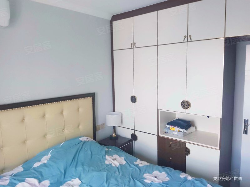 长乐坡地铁口灞业大境精装两室房东急售