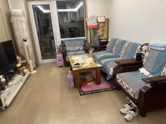 青岛崂山崂山周边依山伴城三期和城 3室2厅1卫出租房源真实图片