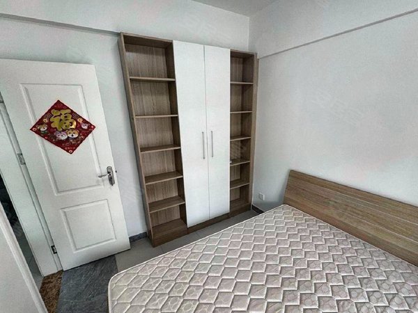 深圳龙华梅林关口鑫海公寓(龙华)白石龙 小区房 一房一厅 天然气 民水