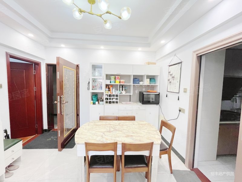 笋盘尚城雅苑80平40万3室2厅1卫