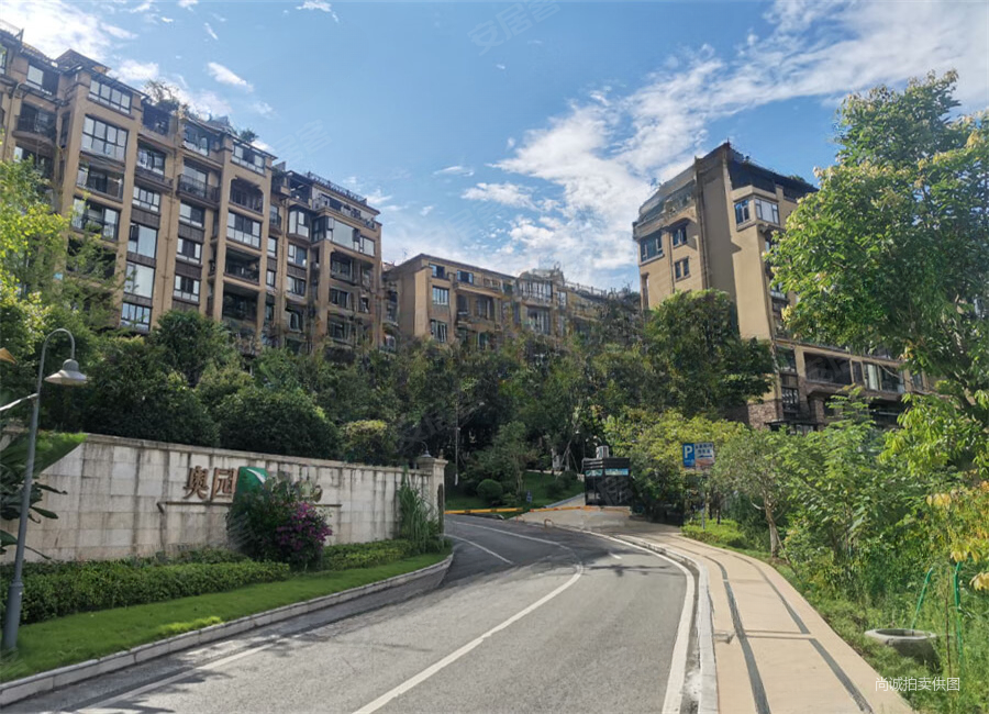 捡趴活总价40万买綦江金澜湾洋房免个税包过户法拍房