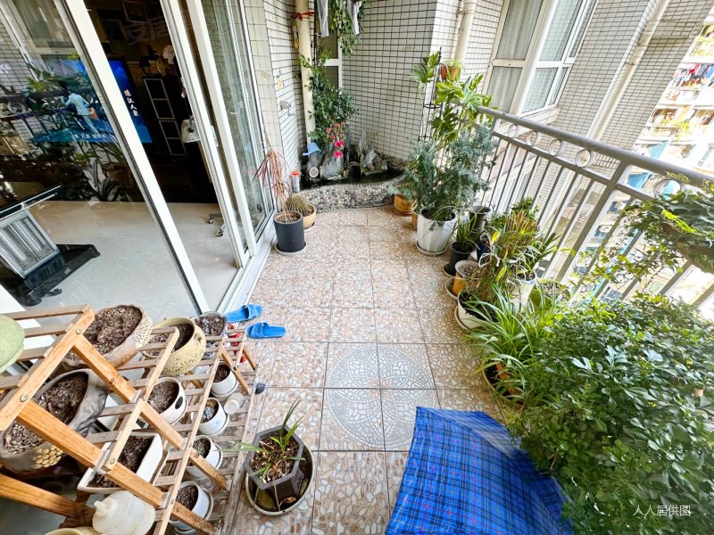 新上观音桥九街同创国际东和城旁望海花园四房价格可谈