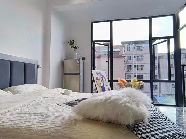 客村租房,3号线 近地铁 可长短租 精装大单间电梯房 拎包入住 采光好