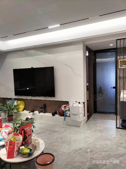 海湖府4室2卫139平方298万精装修灿头,海湖府二手