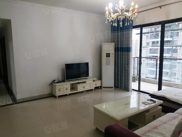 防城港港口中央商务区翡翠园翡翠园中层带空调,四房两厅两卫1200元月