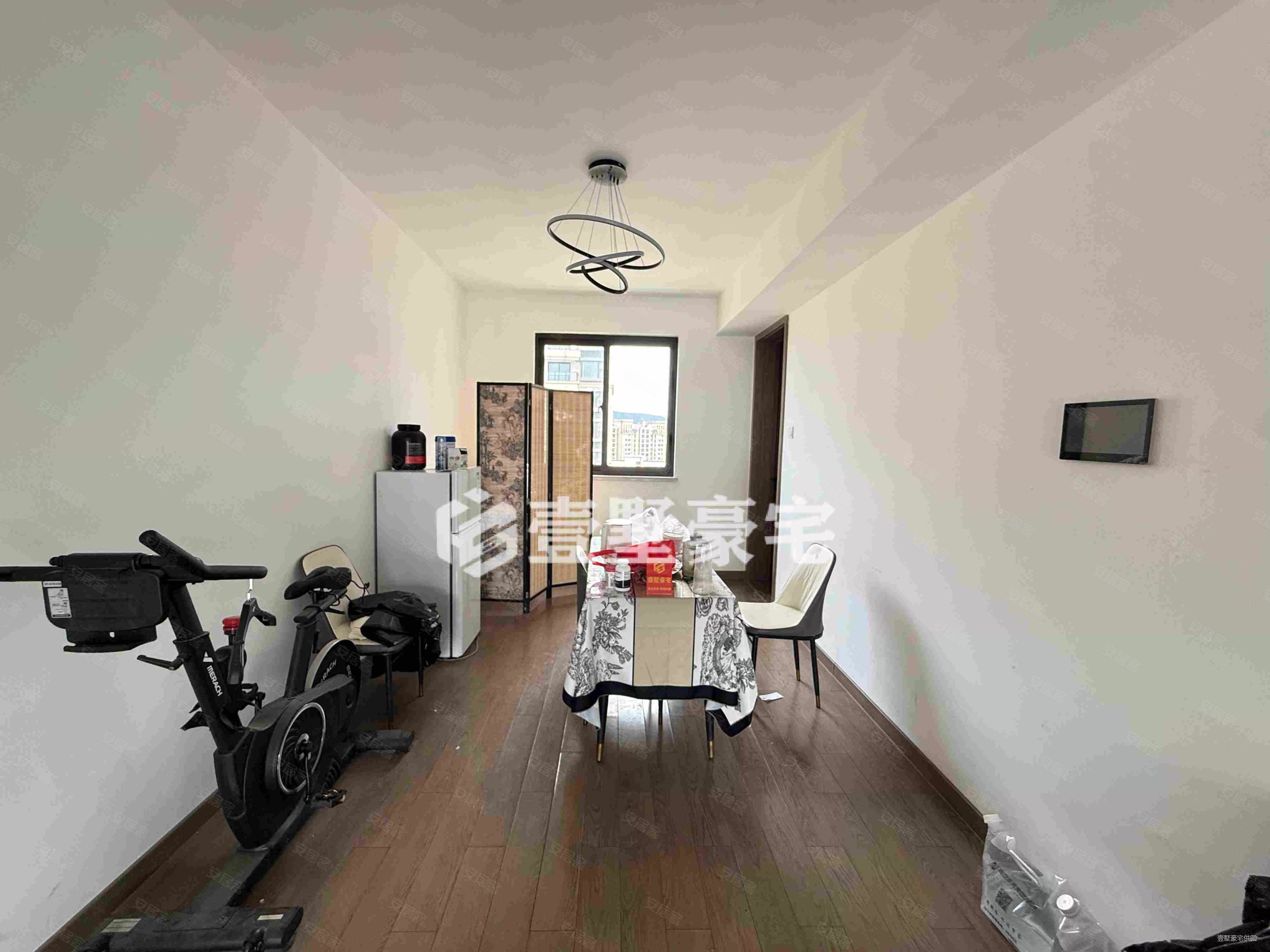 杜绝虚假含车位钟山峰景