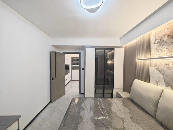 福州鼓楼黎明乌山府华润乌山府,榕发乌山郡精装修单身公寓高层视野好