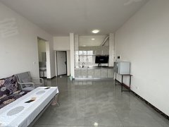 曲靖麒麟白石江公园火车站附近  电梯房一室一厅  600月出租房源真实图片