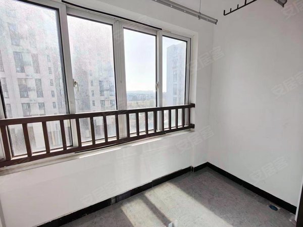 上海浦东曹路金海华城佳洁景苑无中介费!官方核验 办居住证 车位!