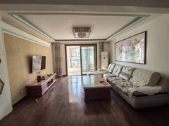 莒县城区蓝湾购物中心沭河湾 文心路小学对过 4室电梯洋房 三台空调 家具家电齐全出租房源真实图片