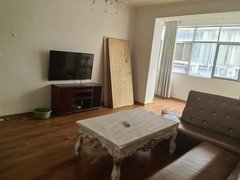 陇南武都滨河市场5号路自建房，一室一厅一卫一厨，家具齐全，拎包入住，3楼步梯出租房源真实图片