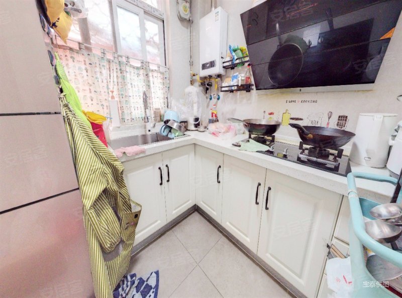 市中心 精装修 13中 低层2楼 西明厅 近地铁 近医院,新吴庄西区二手房