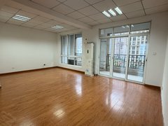 张家港塘市塘市中心东方新天地(东区) 1室1厅1卫  电梯房 100平米出租房源真实图片