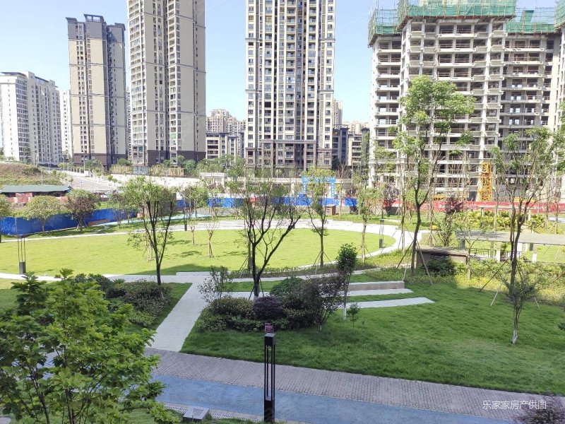 隆鑫花漾城(合川)3室2厅2卫108㎡南66.8万