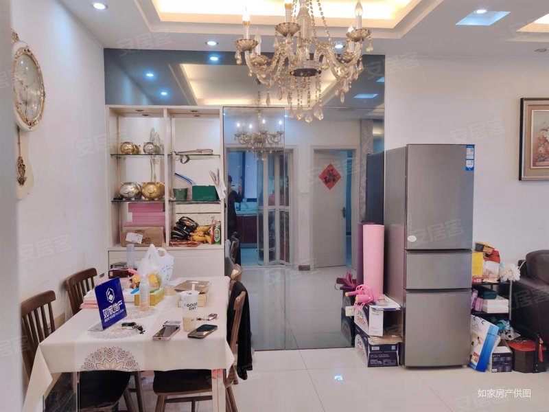 带车位 带储藏室 城西花园 交通发达 配套成熟 采光好