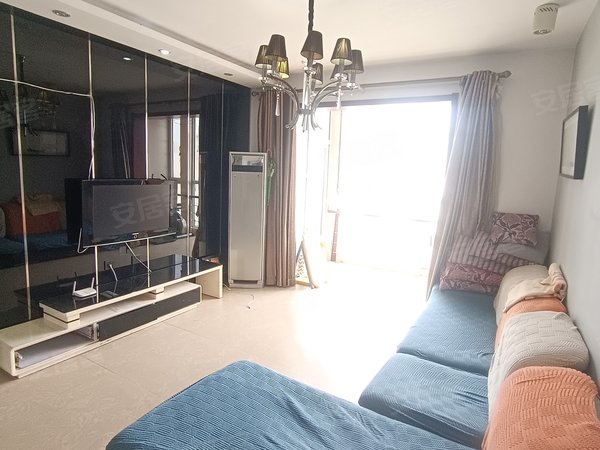 天津西青侯台碧水家园de区新上碧水家园e区105平米2600元 精装两室