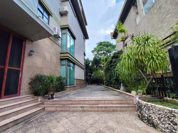 珊瑚湾畔(别墅) 4室2厅3卫 电梯房 精装修286平米,番禺租房-广州58