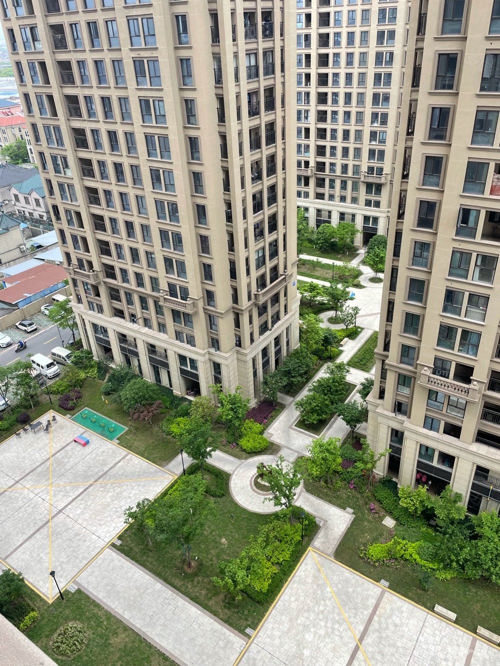 周巷高档小区嘉悦绿城惠园物业佳全新边套出售房子带车位另算