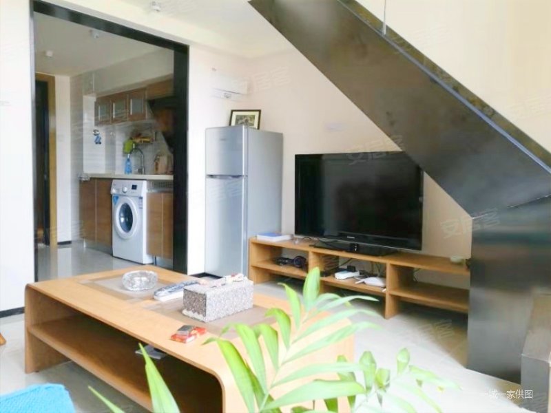 证在手,急售地铁口 恒大名都 精装loft 带家具家电