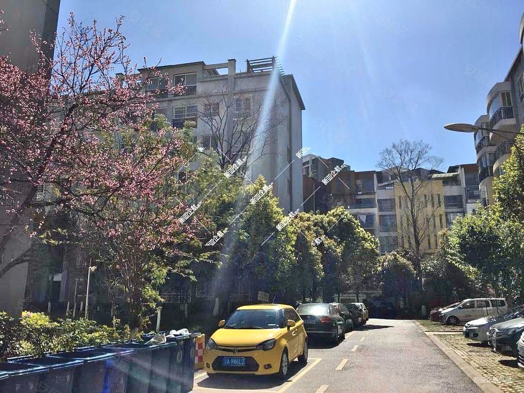 急售世纪城精装南北广源小区130平好楼层3房