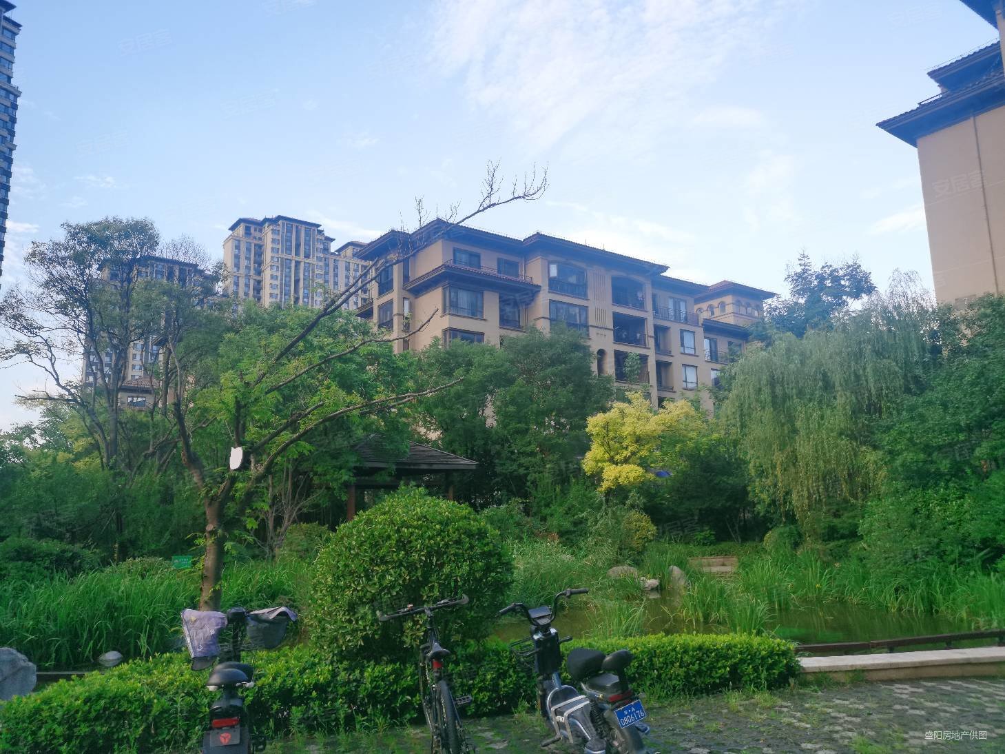 急售西航花园豪华复试四室两厅两卫产证在手满五随可看