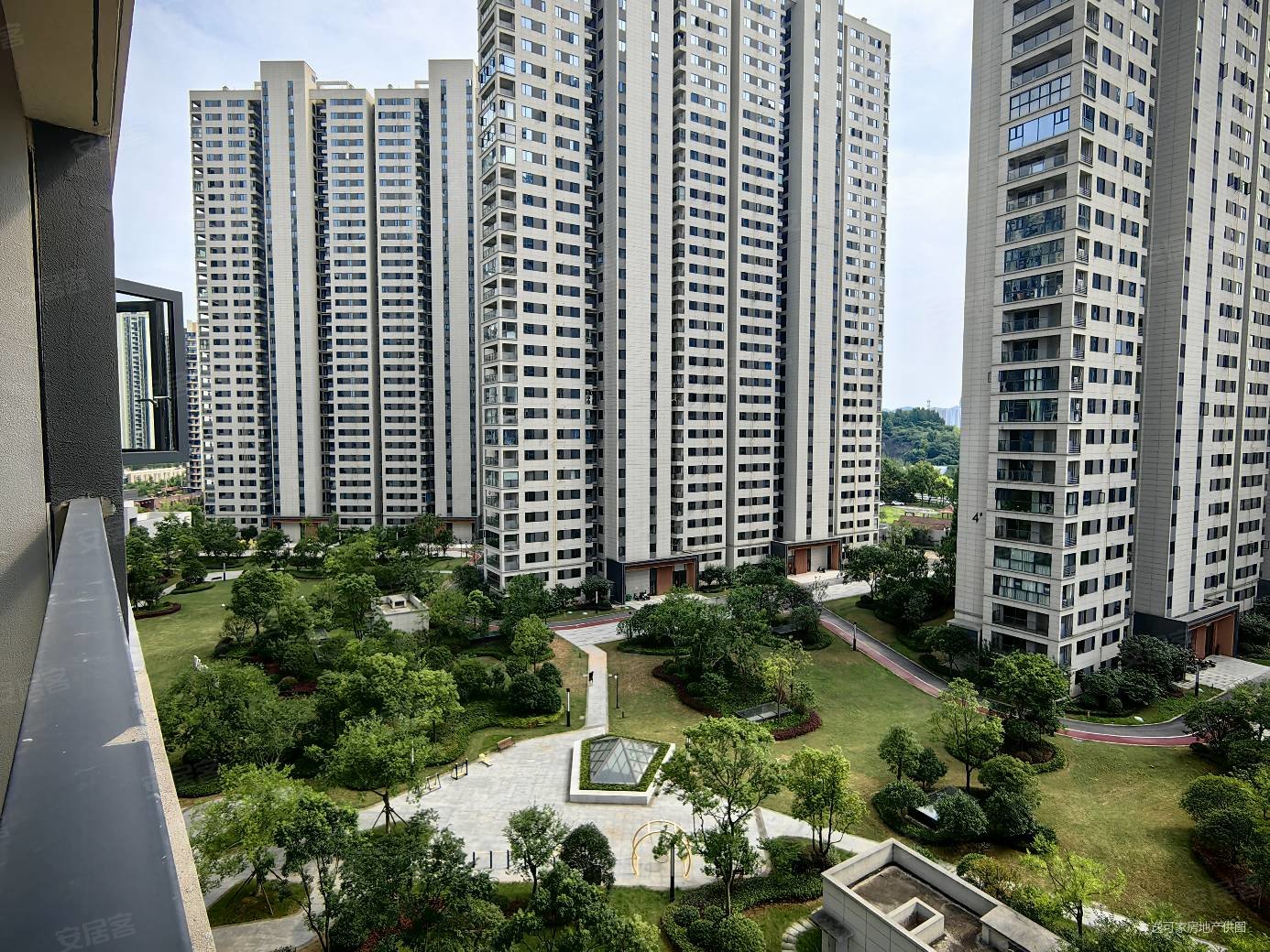 超长阳台宜昌东站万豪中心125平三房75万亏本急卖