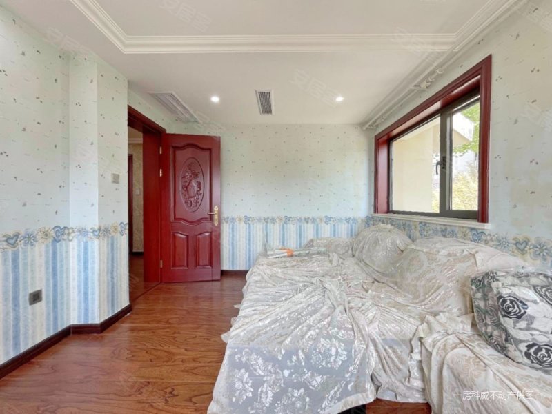 弄海园(崂山)(别墅)二手房,3500万,4室1厅,1卫,298平米-青岛安居客