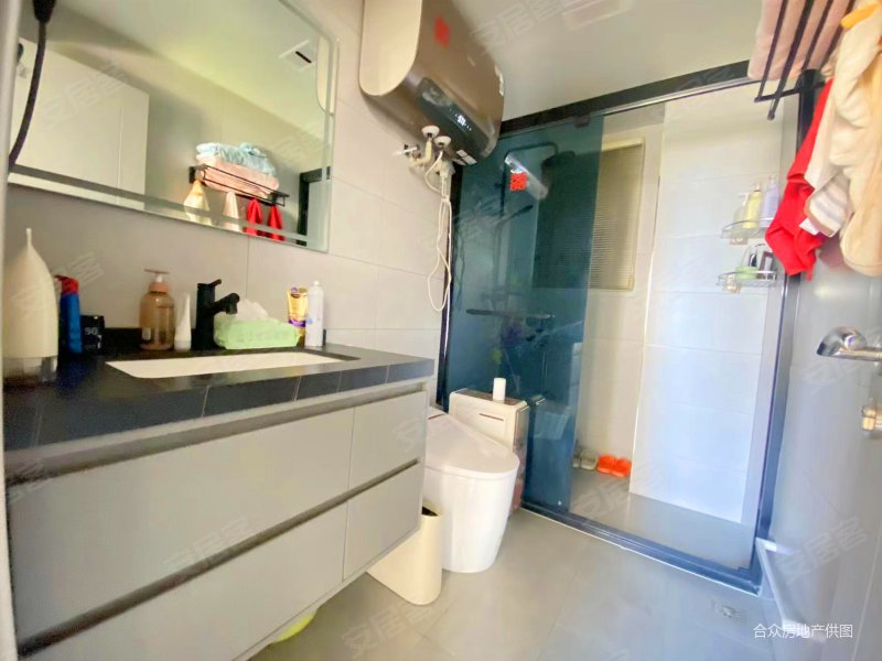 万龙国际城三期 自持物业 渠道 车接车送  地铁一号线