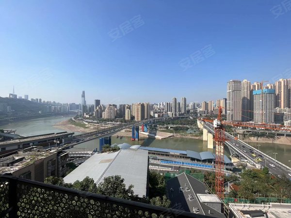 重庆渝中上清寺嘉陵桥西村牛角沱轻轨站 江景房精装一室一厅出租出租