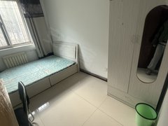 银川兴庆丽景街急租！一楼 景博学校 仙来广场旁 宁景花园对面雅和苑 一楼出租房源真实图片