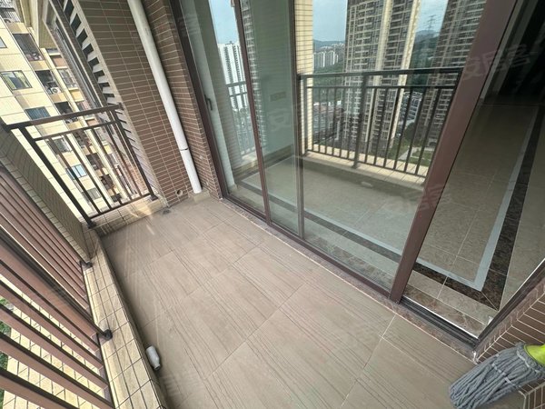 广州增城永和奥园誉峯奥园誉峯 3室2厅1卫出租房源真实图片