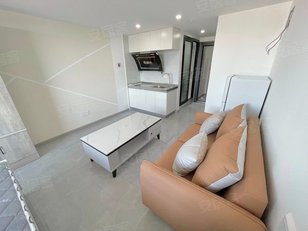 昆明官渡巫家坝万科翡翠二期(商住楼)万科翡翠 单身公寓出租 押一付一