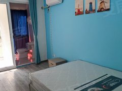 铜陵铜官万达广场艳澜公馆独卫出租，位于铜陵学院旁边，配置齐全，交通方便出租房源真实图片