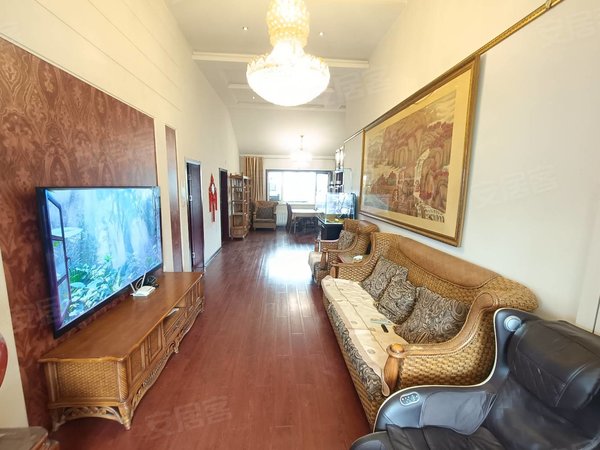 省委宿舍停车方便有食堂和医院顶楼带大露台省实验德润