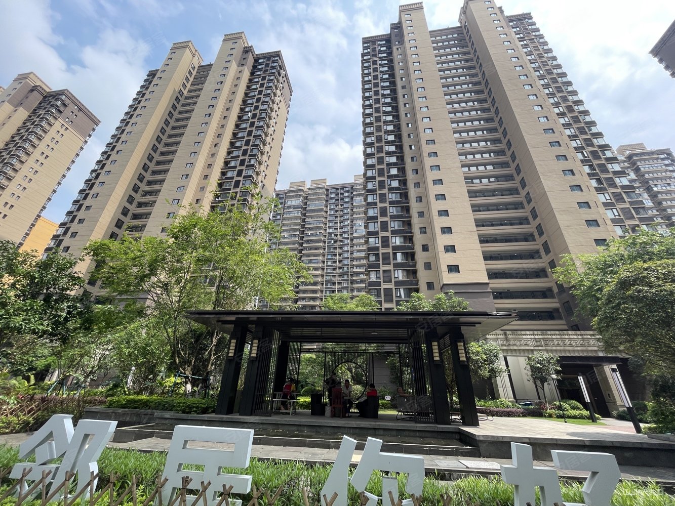 南宁房产网>南宁二手房>西乡塘二手房>相思湖新区二手房>金科观天下(a