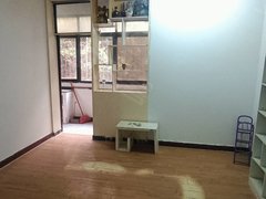 桂林七星玉满大酒楼三里店会仙小区2楼带露台主路边适合做工作室,2房1厅民水民电出租房源真实图片