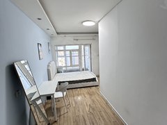 青岛市北新都心主卧阳台 纽约街区 保儿馨都 凯德 万科 双山 和达中心城出租房源真实图片