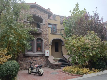 【鸿坤罗纳河谷果岭墅(别墅)房价走势,鸿坤罗纳河谷果岭墅(别墅)房屋