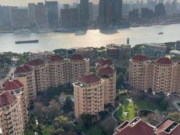 上海浦东陆家嘴仁恒滨江园(三期)仁恒滨江三期丨高区全江景四房精装带